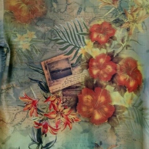 Christopher & Banks Colorful Shirt With Floral Postcard Design Size Small - Picture 3 of 6